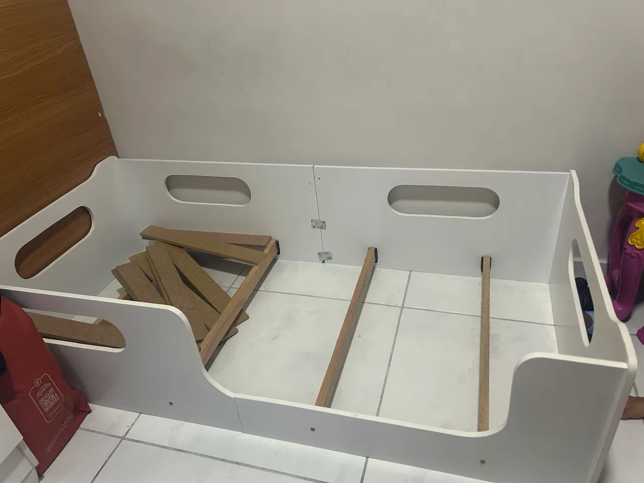 Cama infantil baixa transição berço  - Foto 2