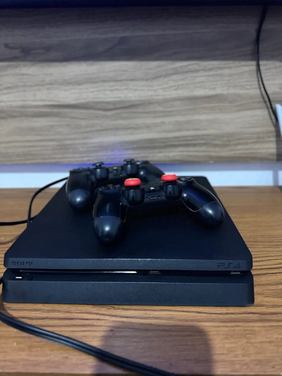 Ps4 slim 2 controles 