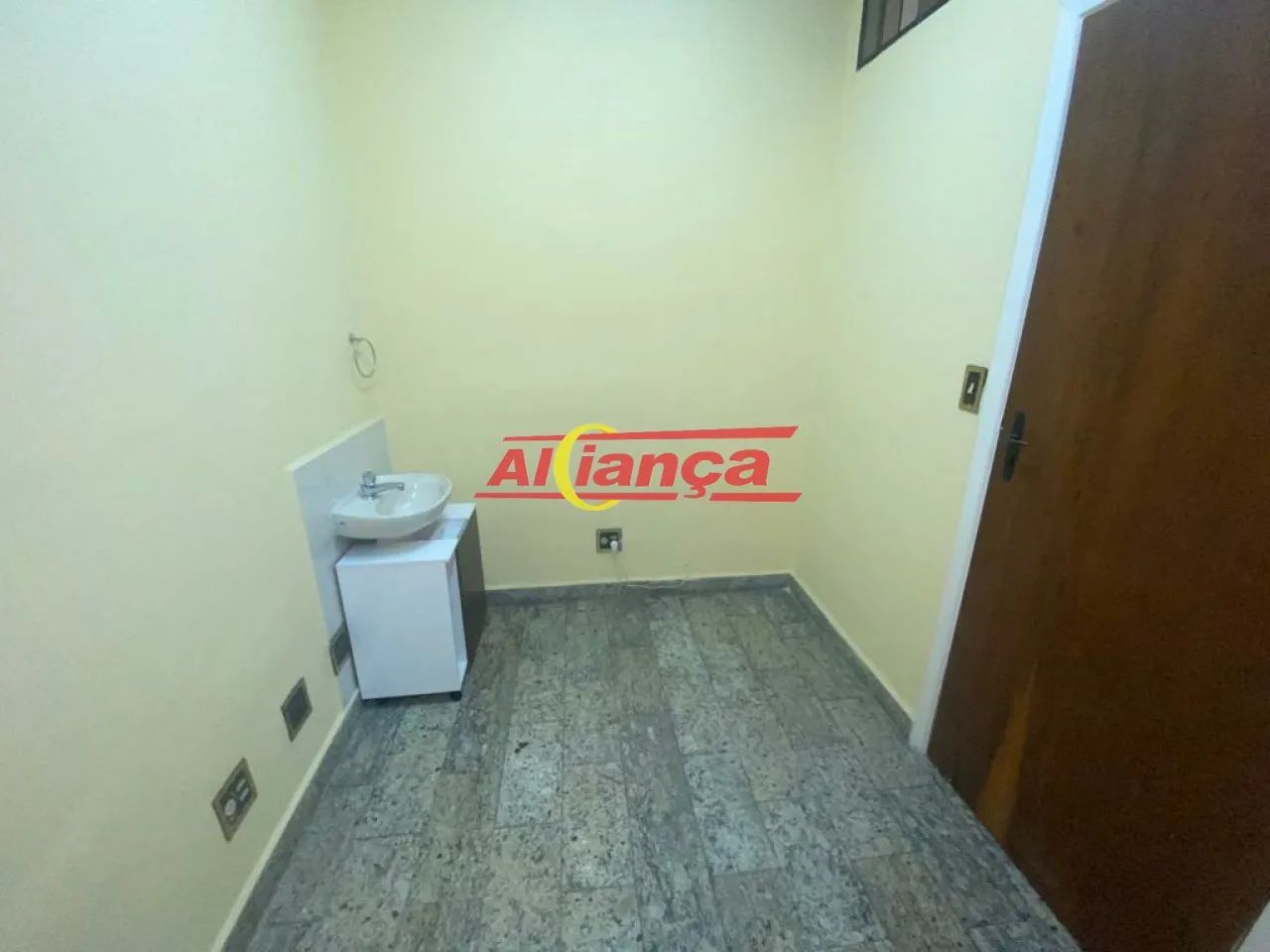 Sala com 200m² e recepção para alugar no Centro de Guarulhos/SP - Foto 5