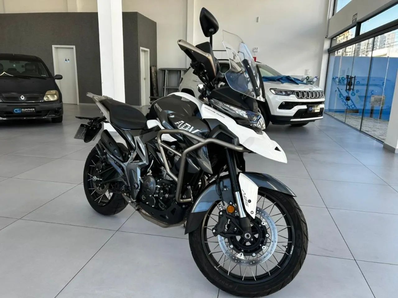 T 350 X - Foto 2