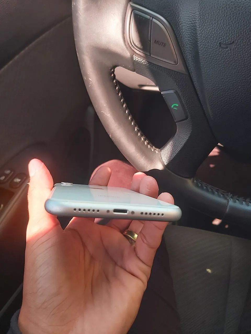 IPHONE XR - Foto 3