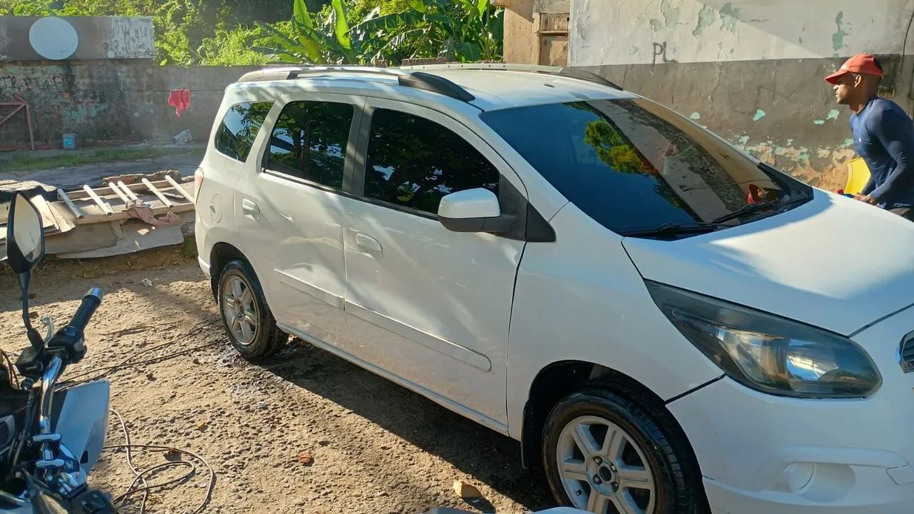 Chevrolet Spin LT 1.8 8V ECONO.FLEX 5P MEC. 2016