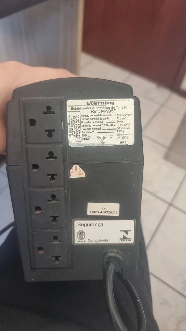Estabilizador Force Line Eternity 600/300VA Automático  - Foto 2
