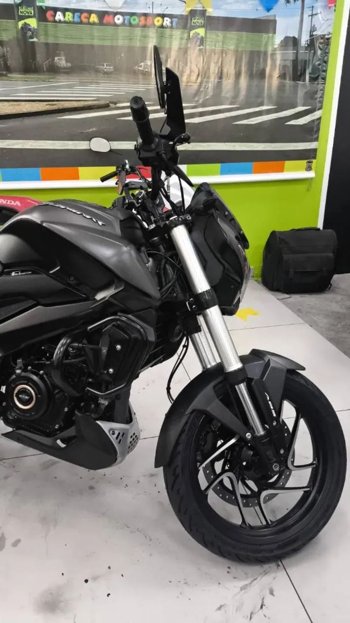 BAJAJ DOMINAR 400
