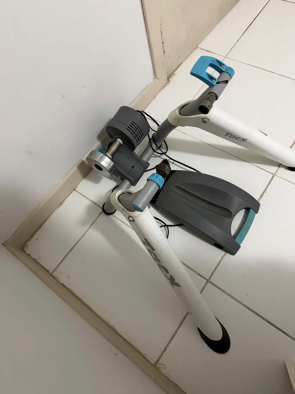 Rolo de Treino Smart Tacx Flow T2240 - Foto 3