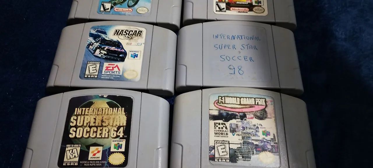 Nintendo 64 + 8 Jogos + Controle Paralelo - Jogos de Vídeo Game