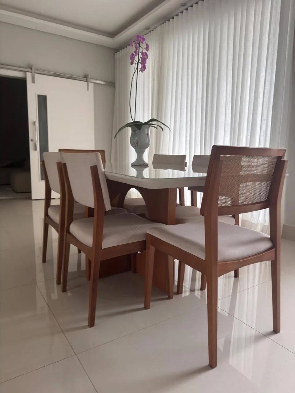 Mesa de jantar com 6 cadeiras - Foto 5