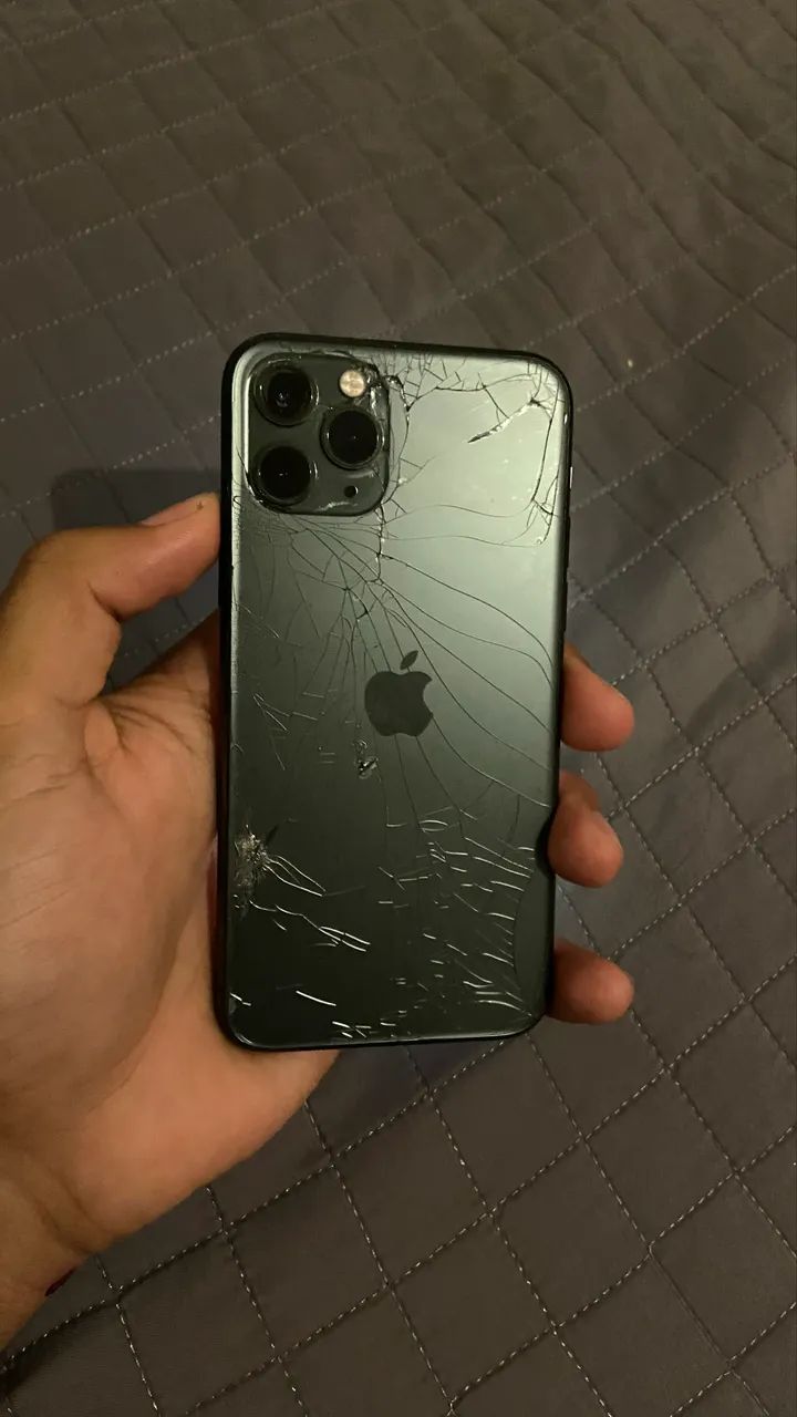 iphone 11 pro 256gb COM A CAIXA ORIGINAL com brindes   - Foto 2
