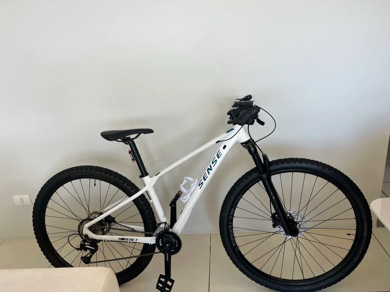 Bicicleta mtb Sense react sport 2025 menos de 200 km rodados! - Foto 2