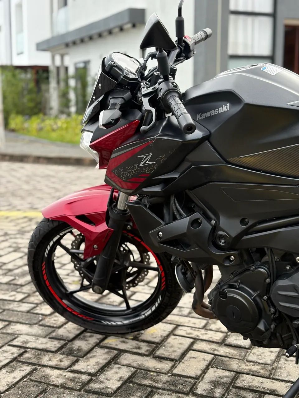 Kawasaki Z400 - Foto 2