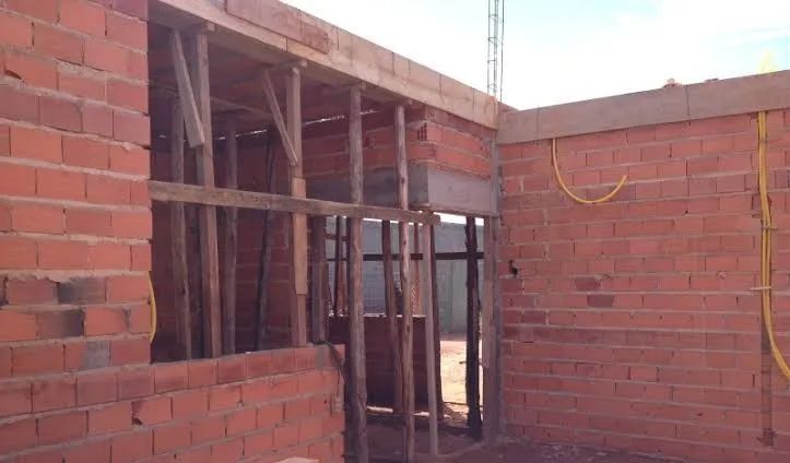 SUA OBRA PARADA? CHAME UMA EQUIPE QUE REALMENTE RESOLVE - Foto 3