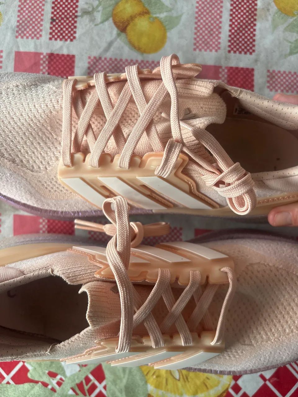 ADIDAS ULTRABOOST SEMINOVO - Foto 3