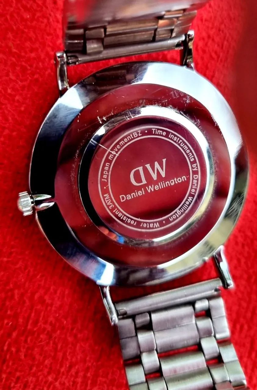 Relogio DANIEL WELLINGTON! MUITO RARO!! - Foto 3