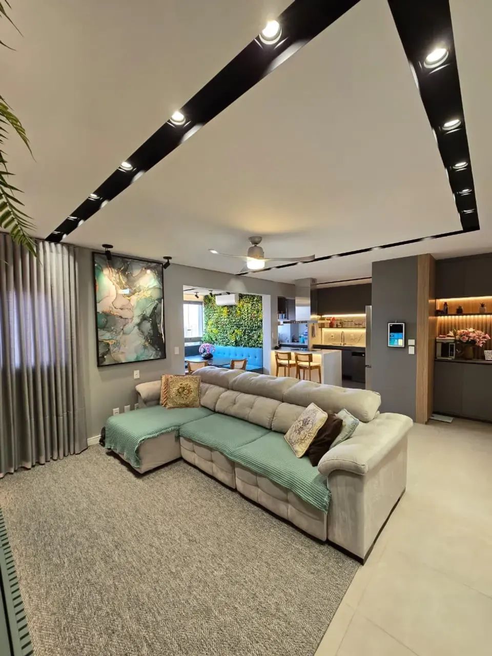 Apartamento mobiliado com 2 suites no Edificio Bravie