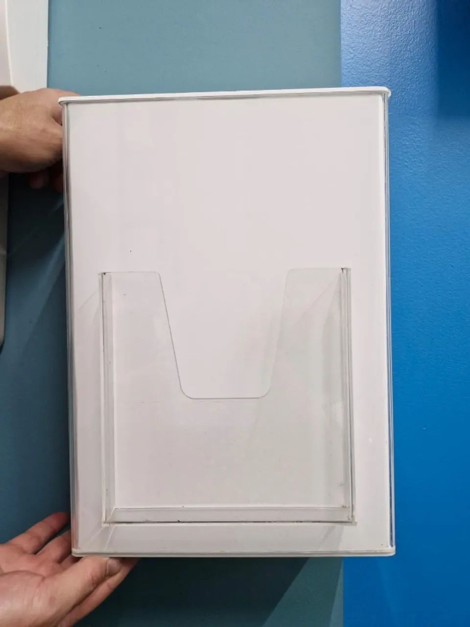 Caixa de sugestões em Acrilico; (Altura: 35cm x Largura: 25cm x Profundidade: 16cm)  Pode  - Foto 2