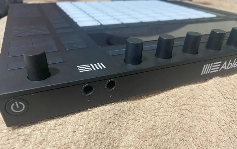 Controlador Ableton Push 2 + Live Intro - Instrumentos musicais