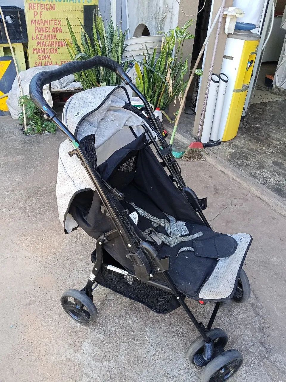 Vendo carrinho de bebê  - Foto 3