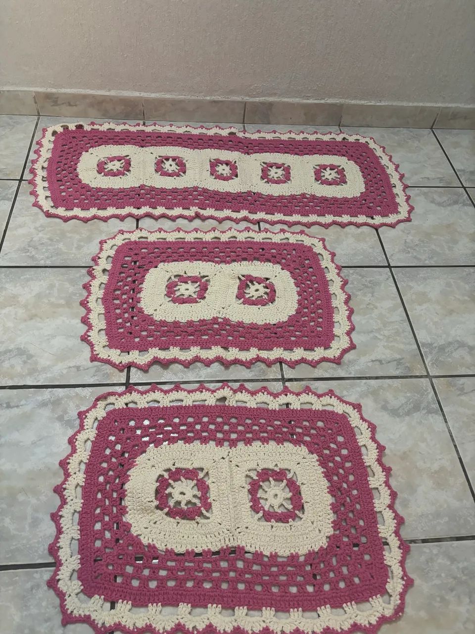 Jogo de crochê com 3 peças 