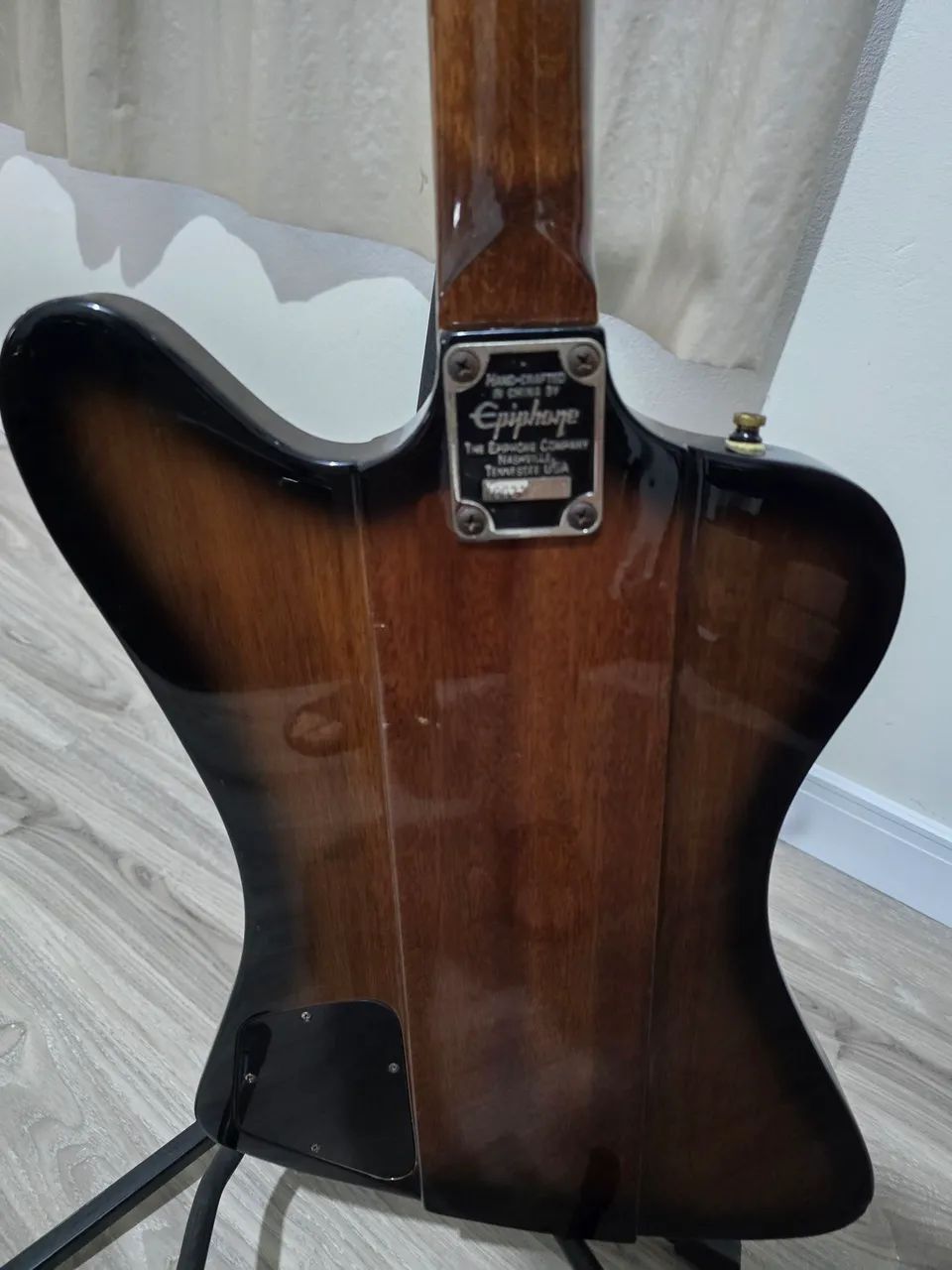 Baixo Ephiphone Thunderbird IV  - Foto 3