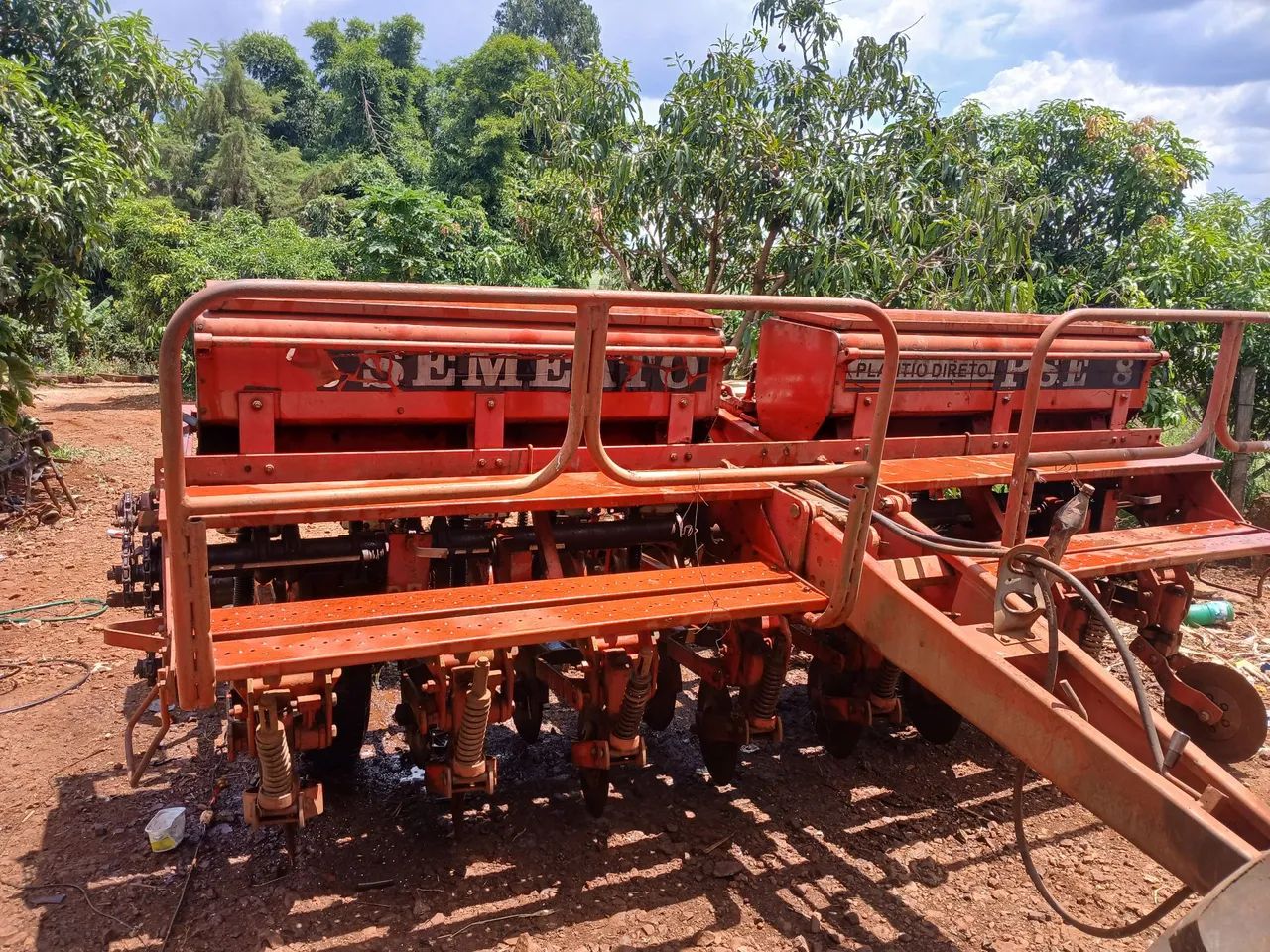 Plantadeira ps3 semeato 8 linha