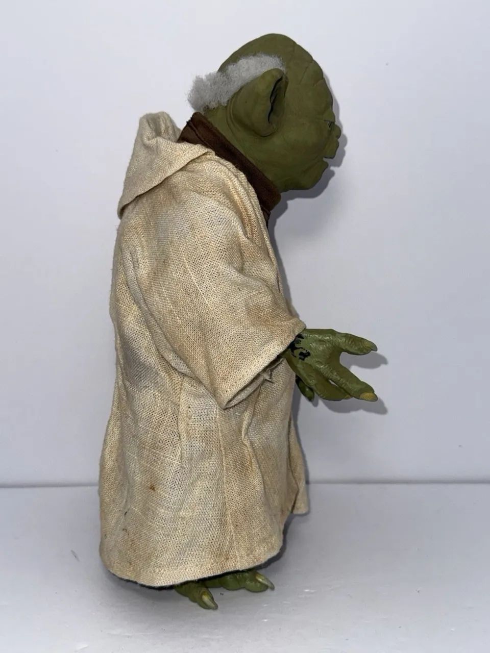 2005 Hasbro Talking Yoda 