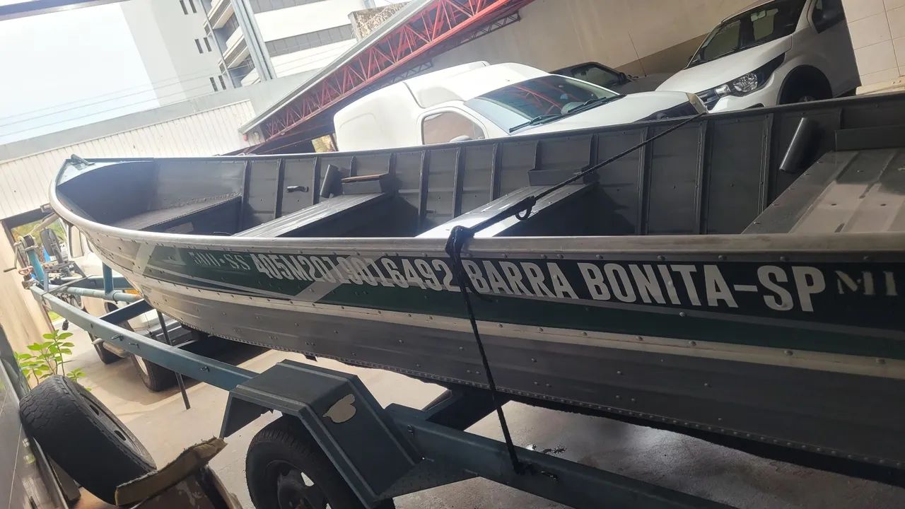 Barco com motor 15 e carretinha - Foto 2
