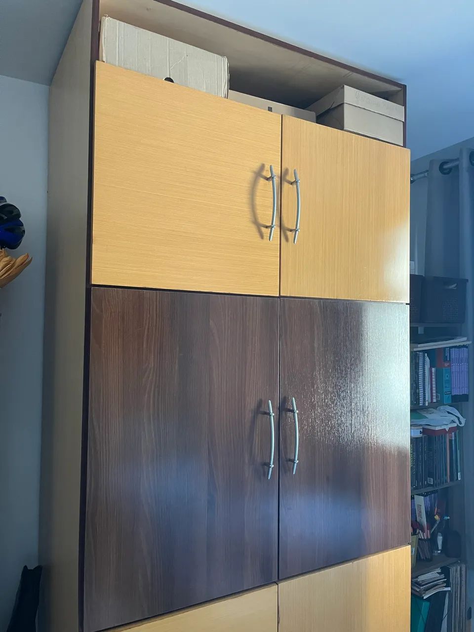 Armário com 8 portas e prateleiras - Foto 2