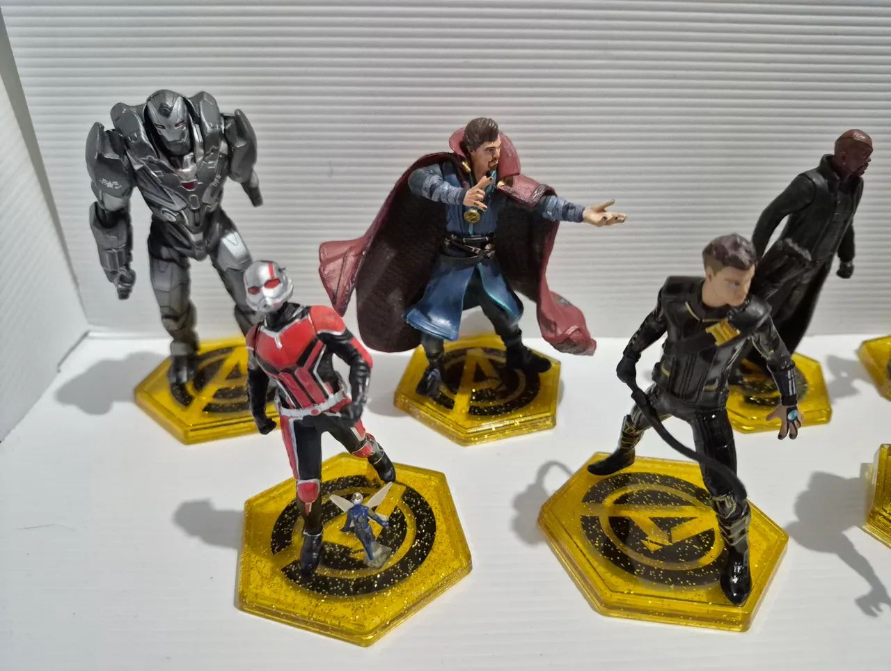 Lote Bonecos miniatura Marvel Avanger - Foto 2