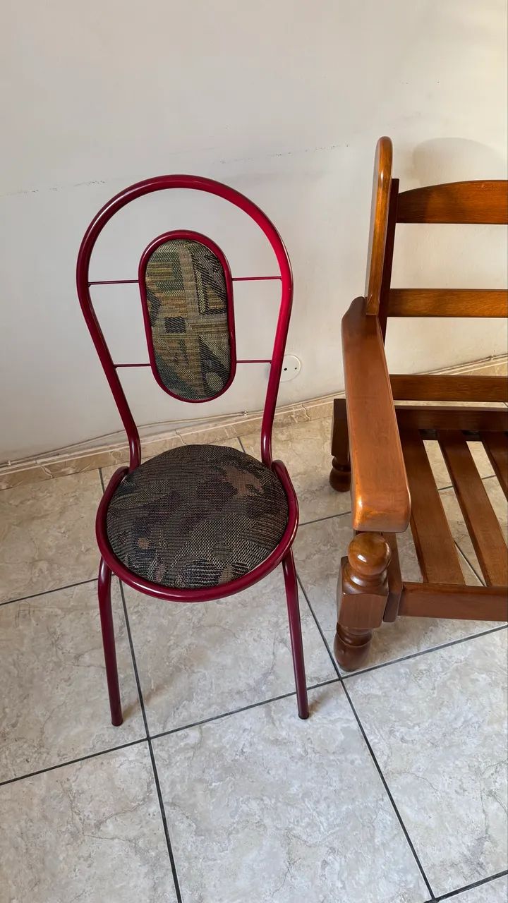 CONJUNTO 6 CADEIRAS  FERRO,  PINTURA EPOXI, RESISTENTE E ESTADO NOVA !!!