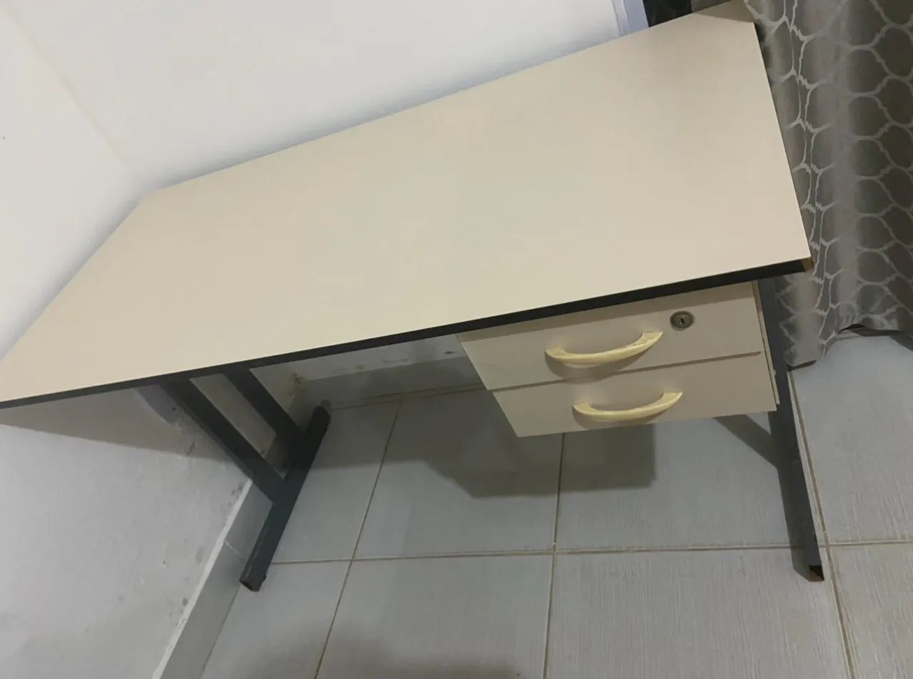 Mesa de escritório  - Foto 3