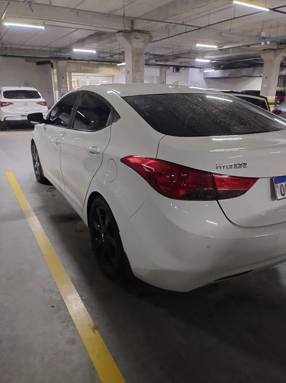 Hyundai Elantra GLS 1.8 16V 2013