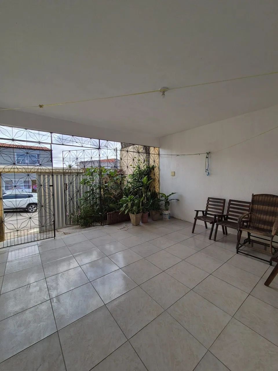 CASA PLANA 02 QUARTOS E QUINTAL NO ANTÔNIO BEZERRA