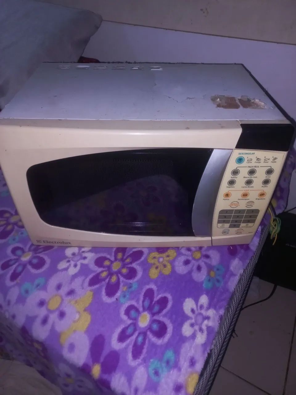 Micro-ondas - quebrado não esquenta 