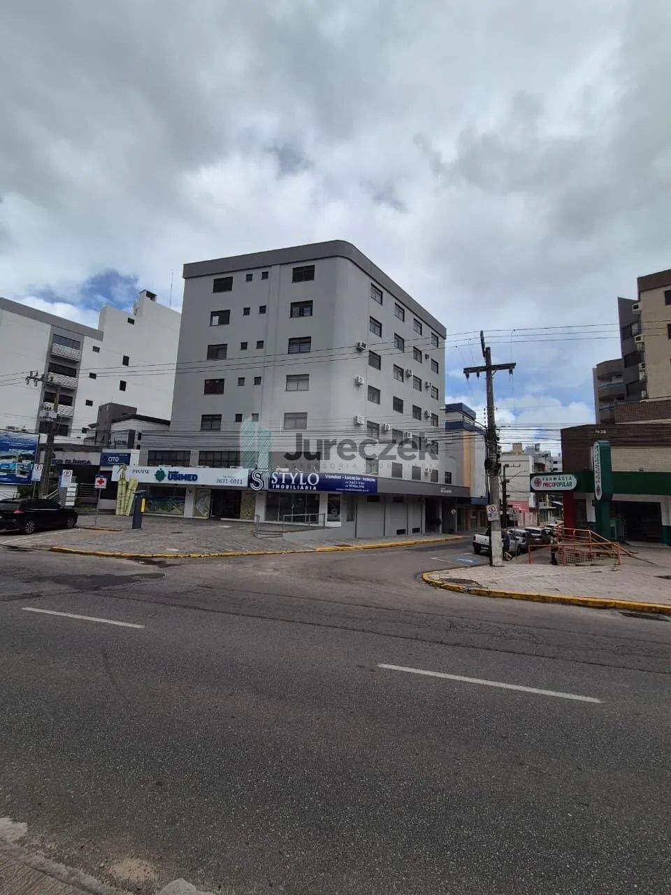 Sala comercial para alugar no bairro Vila Moema - Tubarão/SC - Foto 2