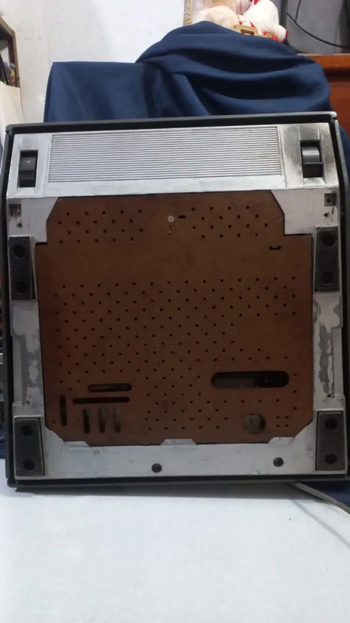 Maquina de escrever Olivetti eletrica - Foto 4