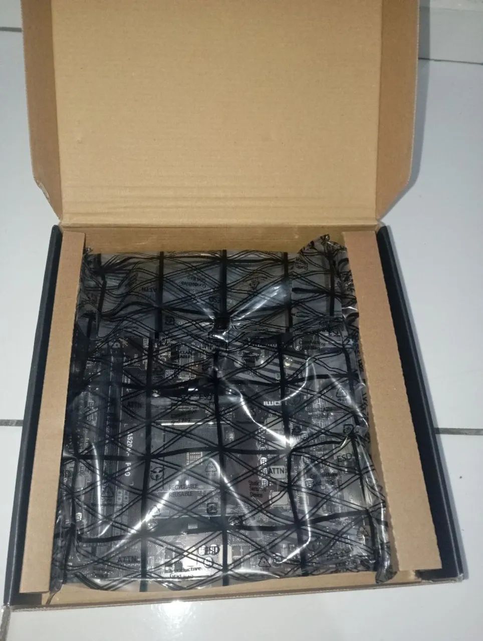 PLACA MÃE A520M-A PRO NOVA! 