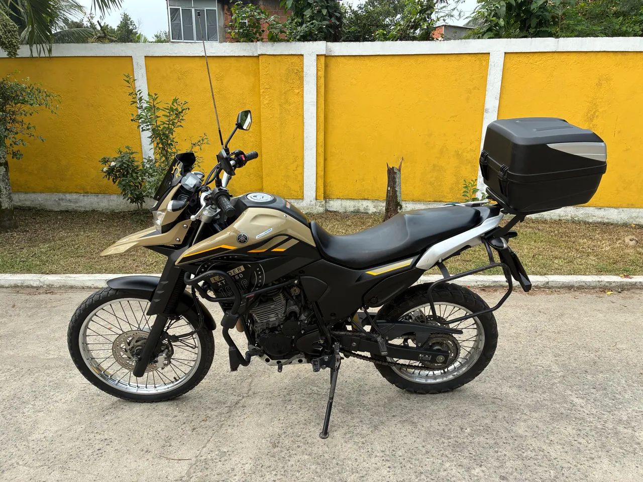 XTZ Lander 250 2023 - Foto 5