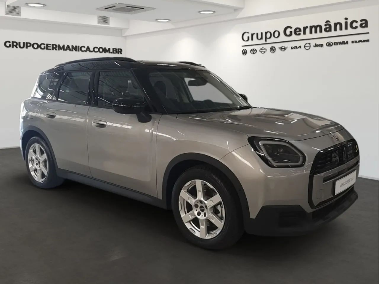 Mini Cooper Country. SE All4 TOP (elétrico) 2025