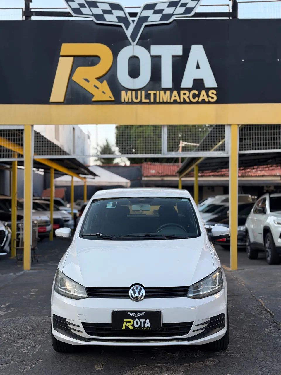 Volkswagen Fox Trendline 1.0 Flex 12V 5P 2017 - Foto 2