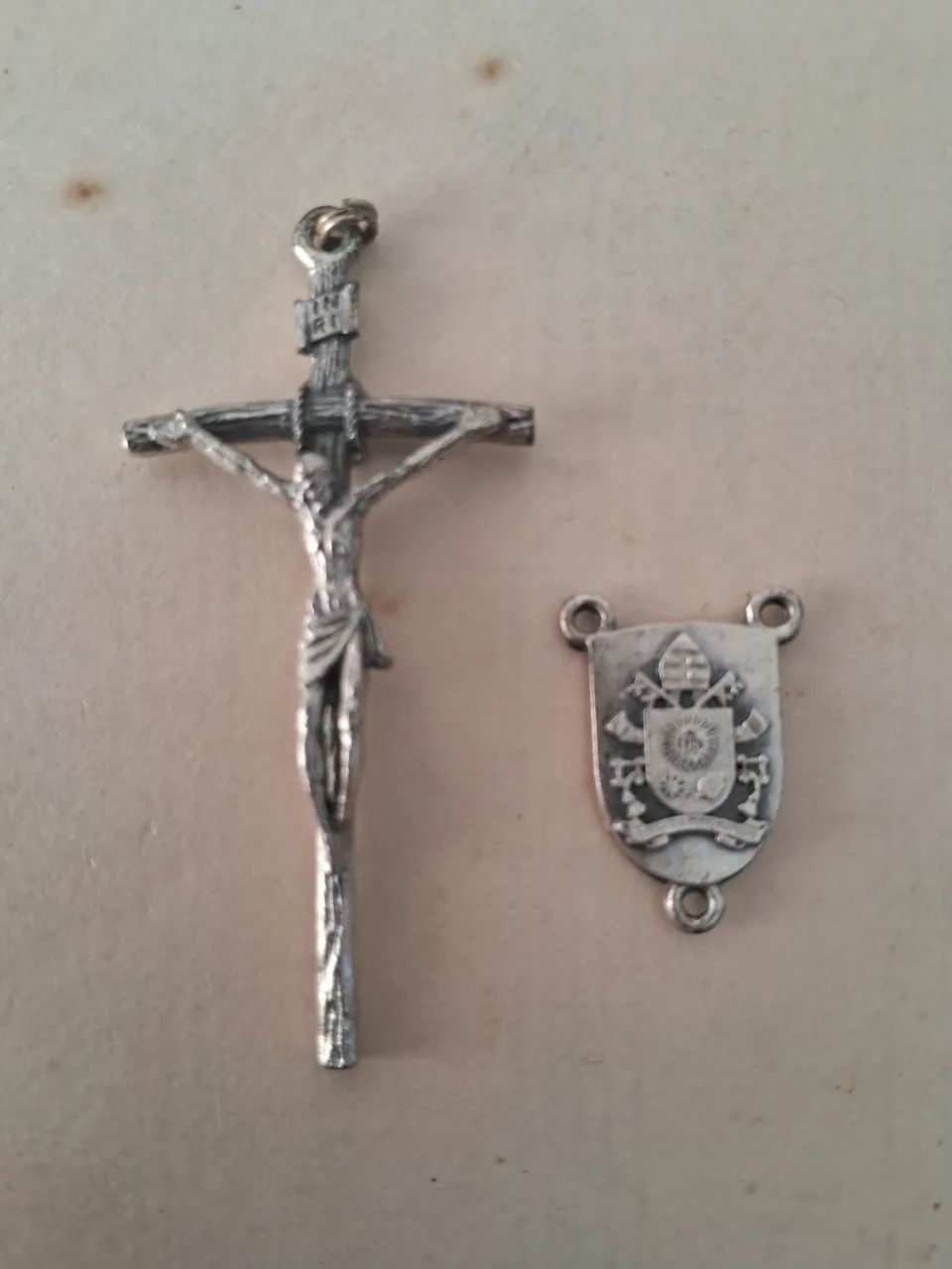 Porta terço italiano + crucifixo e entremeio para terço  - Foto 2