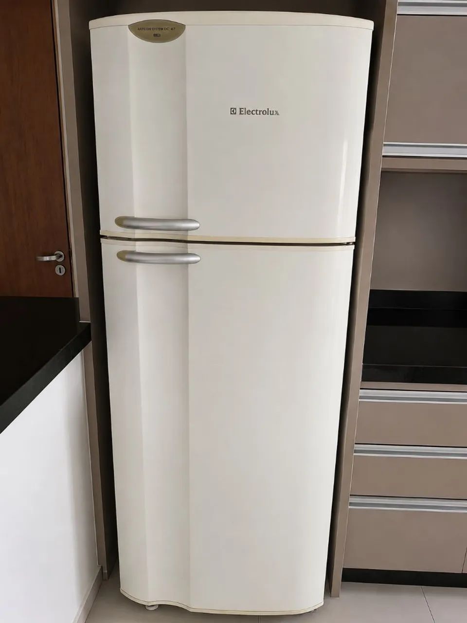 GELADEIRA ELECTROLUX DC47