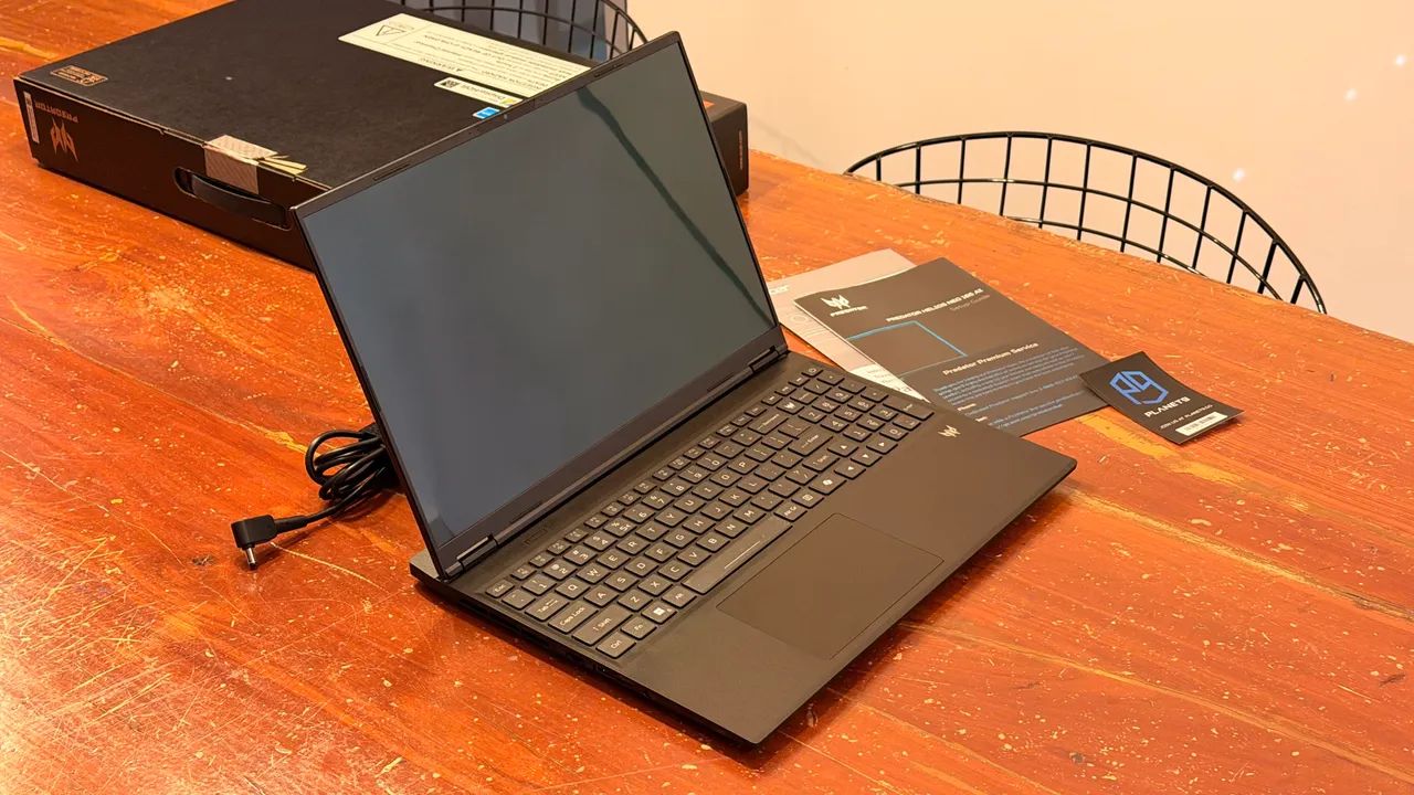 Acer Predator Helios Neo 16s oled ai rtx5060 1tb - Foto 4