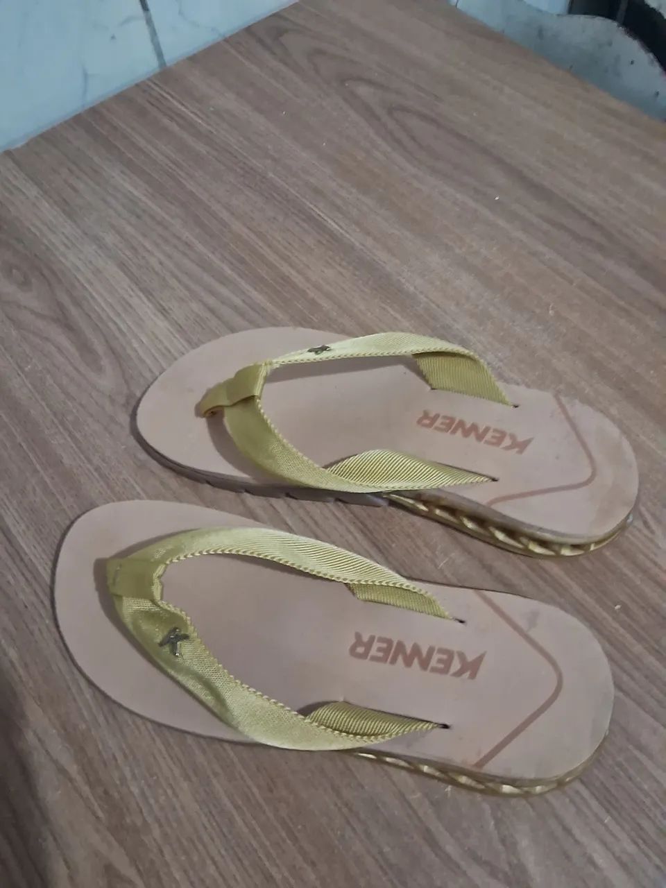 Vendo - sandália Kenner nova  - Foto 2