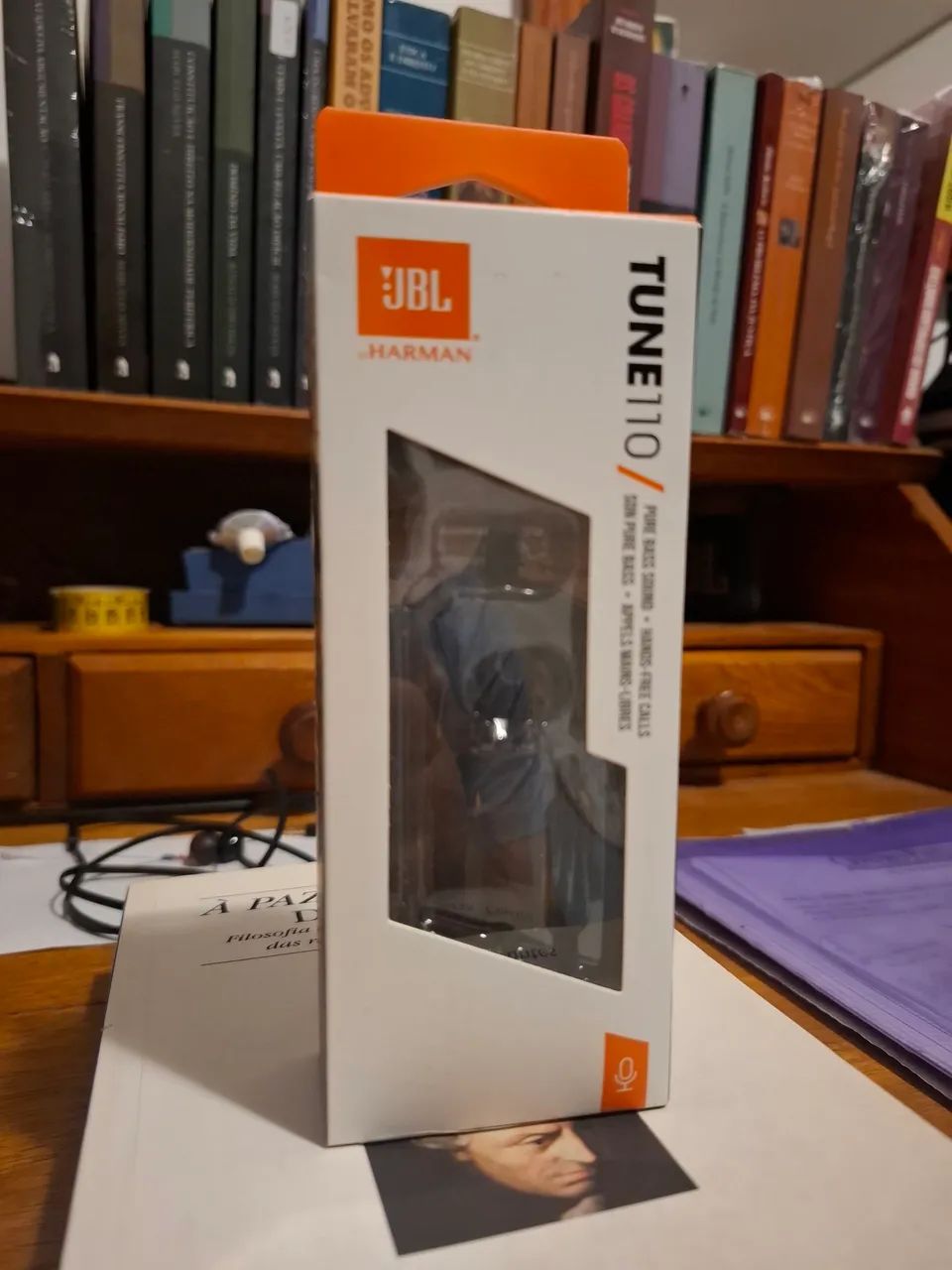 Fone de ouvido JBL com fio