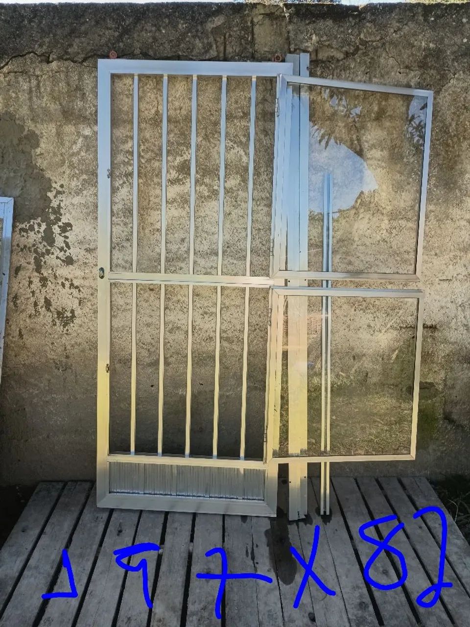 Porta de alumínio 