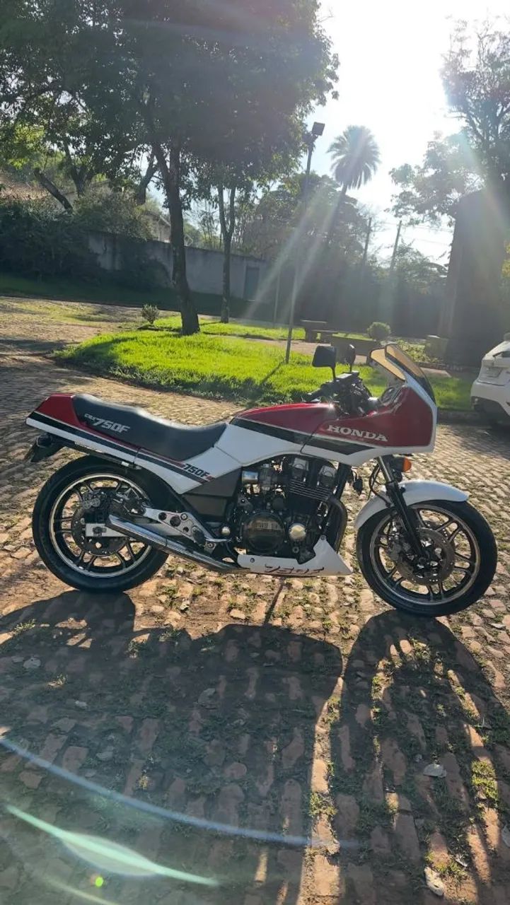 Honda CBX 750F - Foto 2