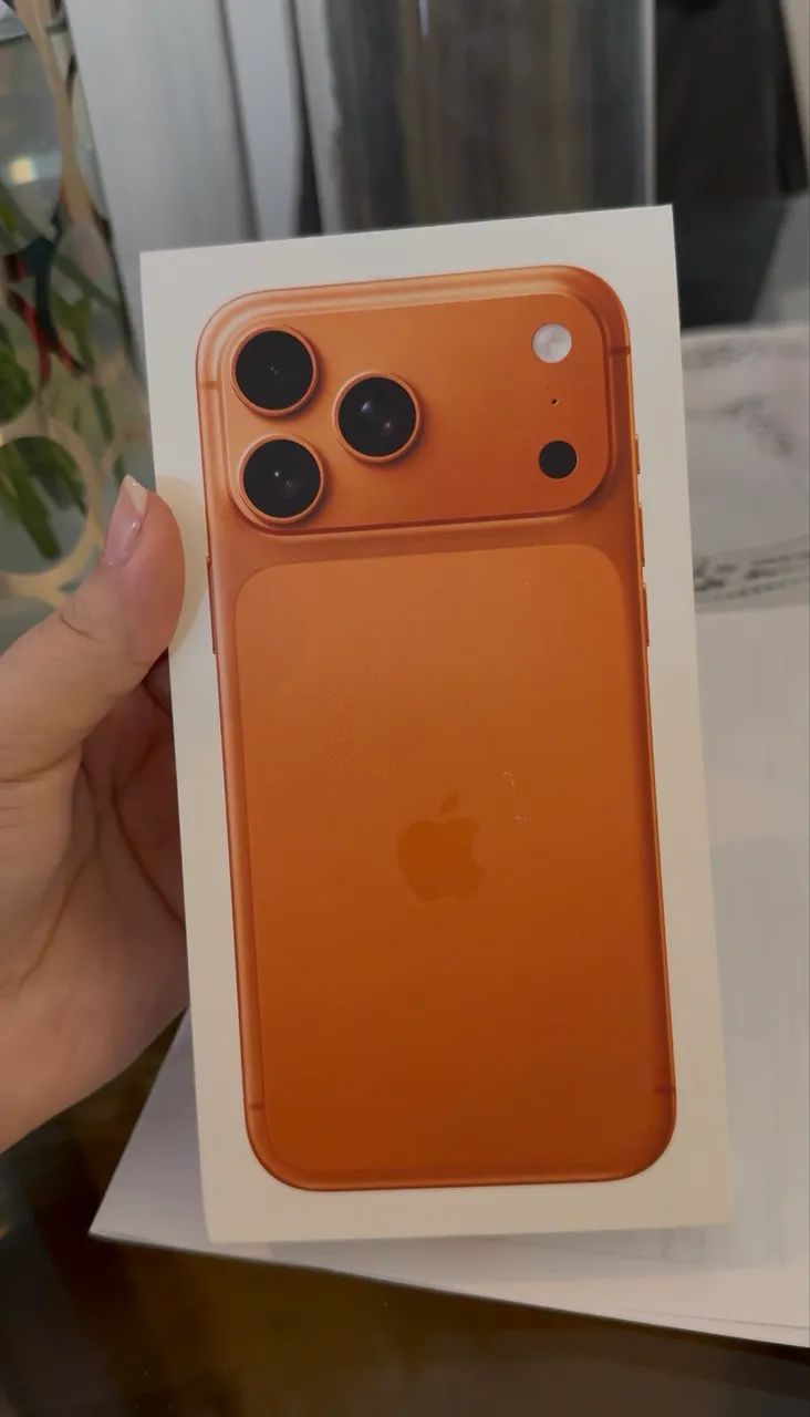 iPhone 17 pro max laranja 256gb LACRADO 