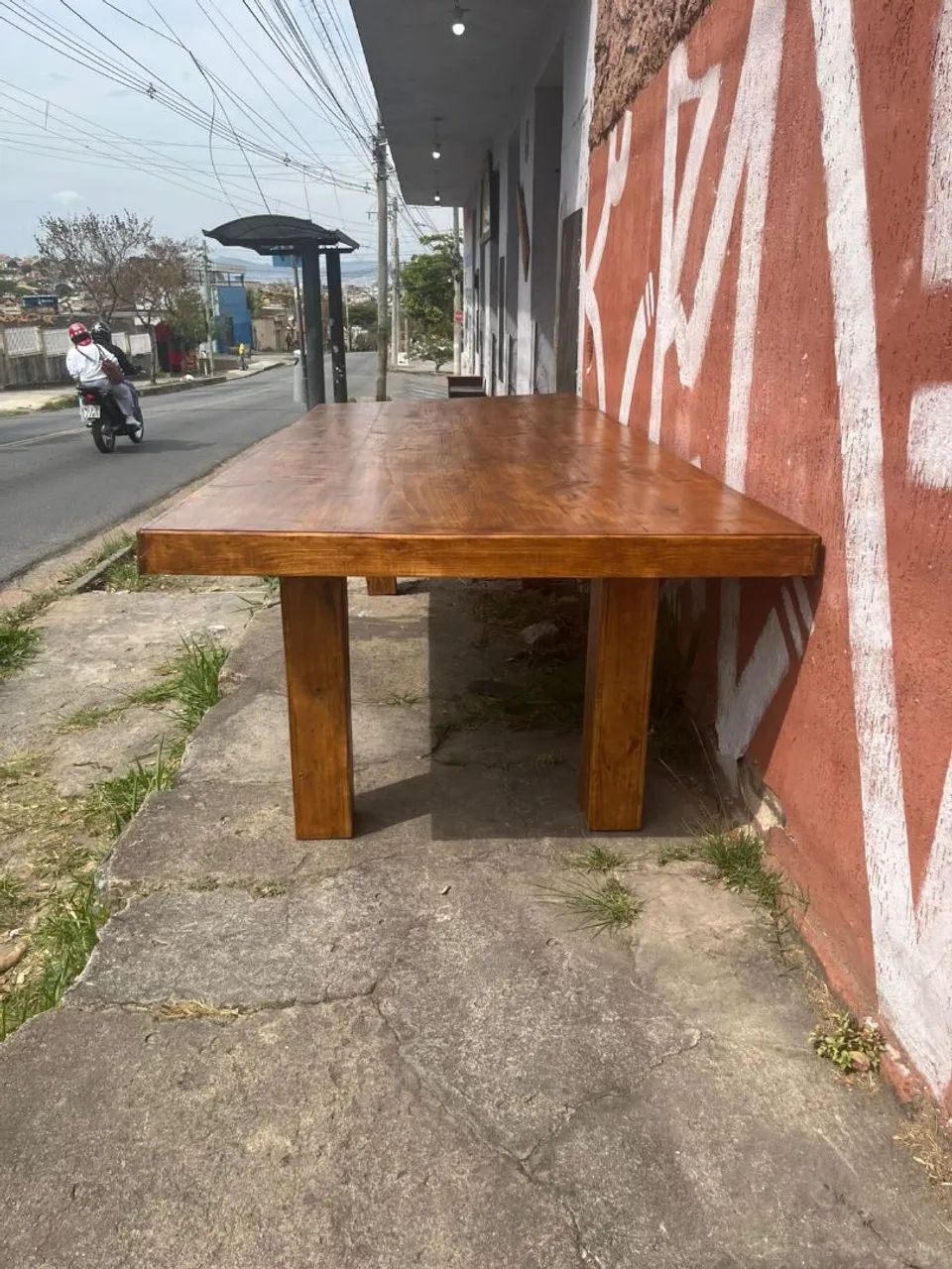 Mesa de madeira maciça grande - Foto 3