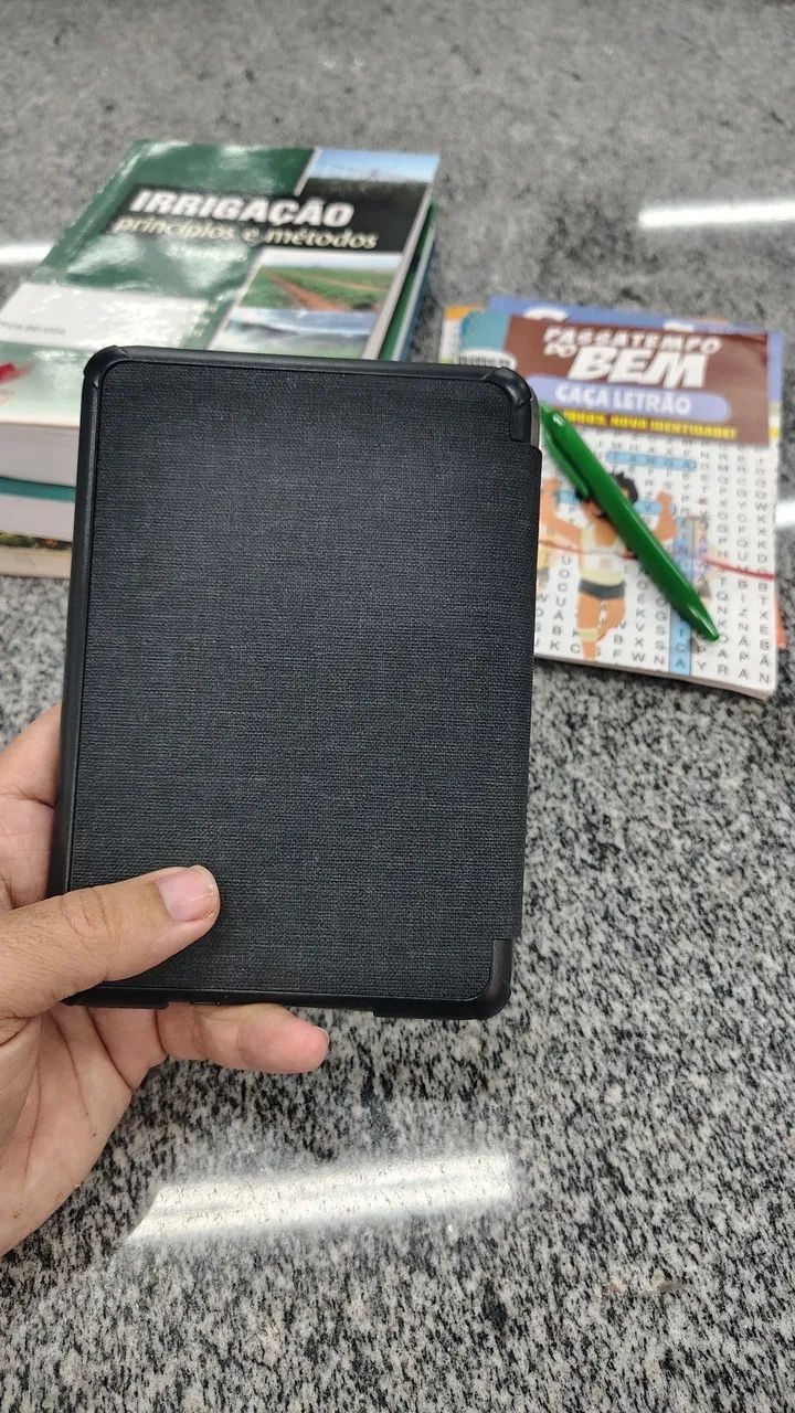 Kindle 11° Geração com capa magnética novinha - Foto 2