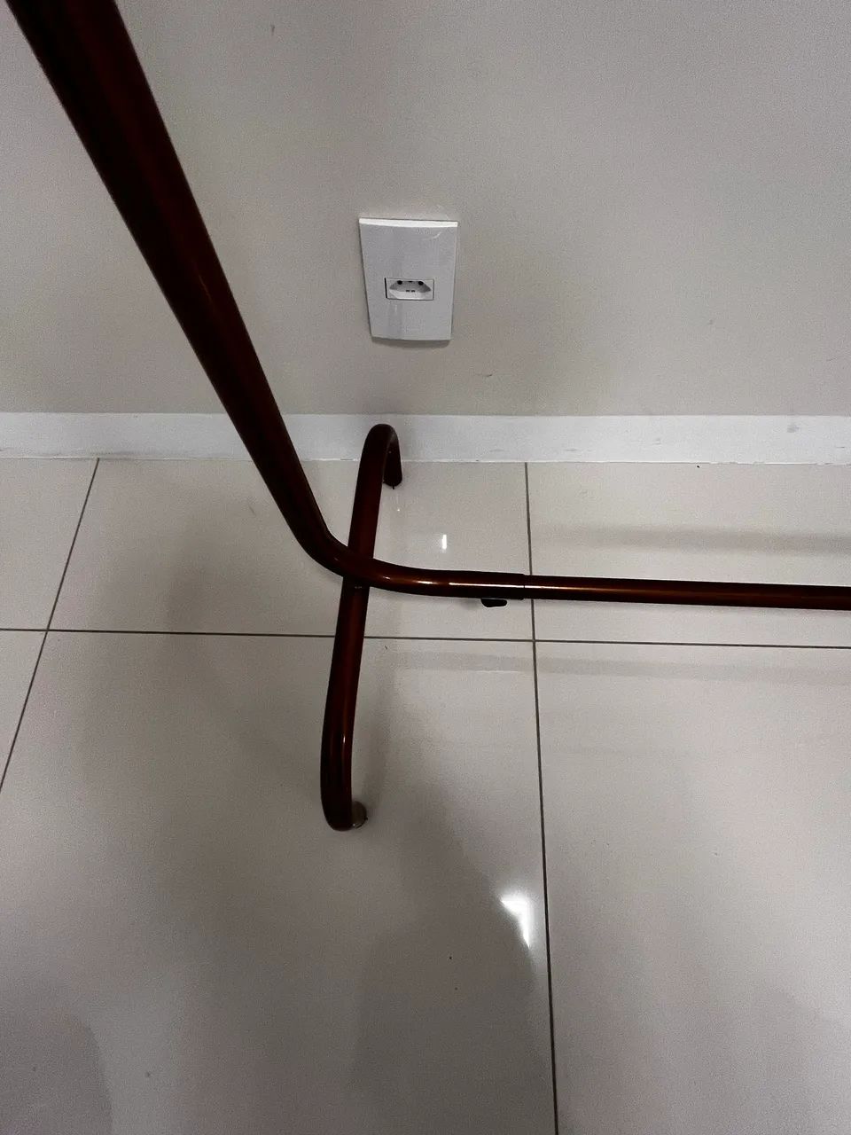 Arara cabideiro  - Foto 4
